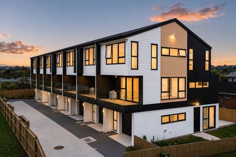 Photo of property in 1/36 Longburn Road, Henderson, Auckland, 0610