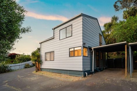 Photo of property in 1/147 Spinella Drive, Bayview, Auckland, 0629