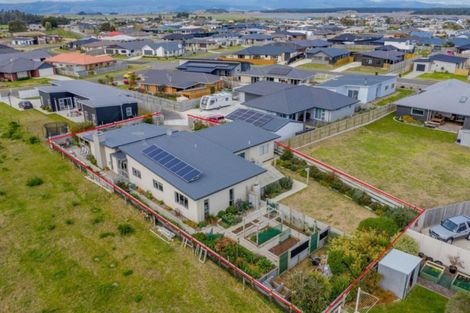 Photo of property in 33 Forbes Road, Foxton Beach, Foxton, 4815