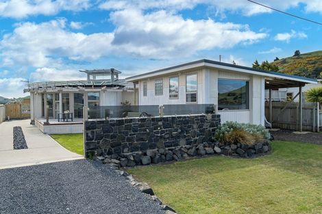 Photo of property in 44 Tidewater Drive, Lower Portobello, Dunedin, 9077