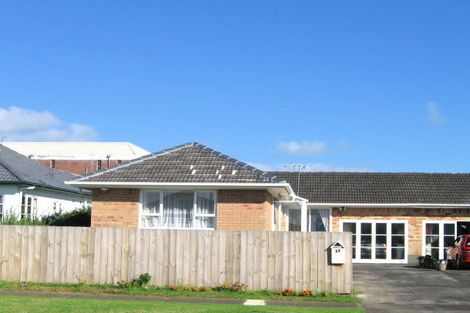 Photo of property in 2/3 Paton Avenue, Papatoetoe, Auckland, 2025