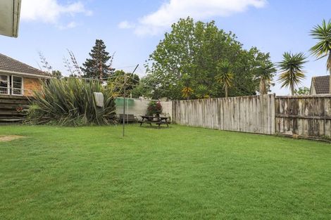 Photo of property in 71 Mcannalley Street, Manurewa East, Auckland, 2102