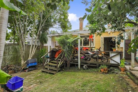 Photo of property in 61 Anglesea Street, Freemans Bay, Auckland, 1011