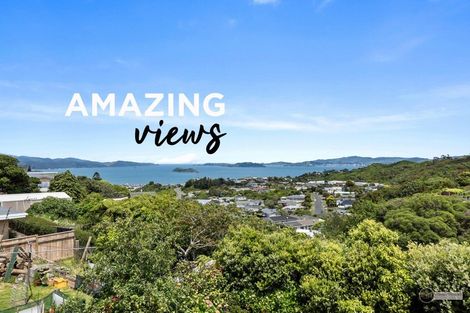 Photo of property in 24 Cypress Drive, Maungaraki, Lower Hutt, 5010