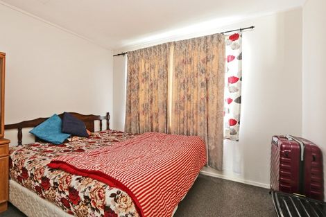 Photo of property in 2/2 Lee Road, Taradale, Napier, 4112