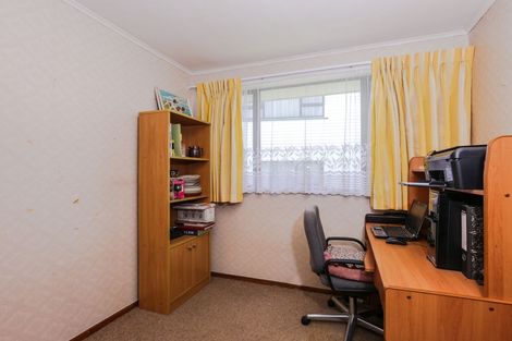 Photo of property in 2 Ellis Avenue, Mount Roskill, Auckland, 1041