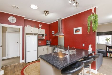 Photo of property in 18 Queen Street, Feilding, 4702