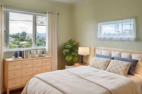 Photo of property in 30 Espin Crescent, Karori, Wellington, 6012