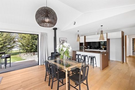 Photo of property in 13 Hovingham Court, Jacks Point, Queenstown, 9371