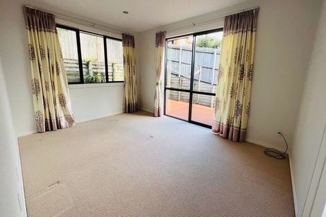 Photo of property in 15 Ballymore Drive, Pinehill, Auckland, 0632