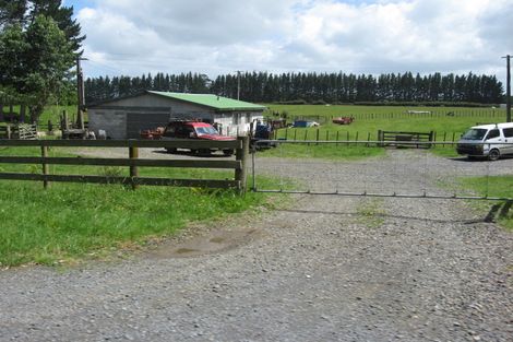 Photo of property in 90 Walker Road, Opaheke, Papakura, 2584