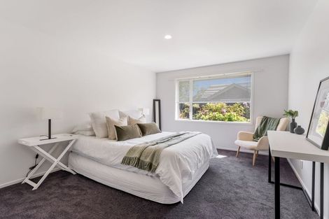 Photo of property in 43 Berkshire Drive, Avonhead, Christchurch, 8042