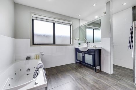 Photo of property in 26 Tallentire Crescent, Huntington, Hamilton, 3210