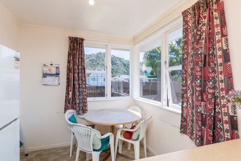 Photo of property in 4 California Drive, Totara Park, Upper Hutt, 5018