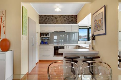 Photo of property in 399 Marine Parade, Napier South, Napier, 4110