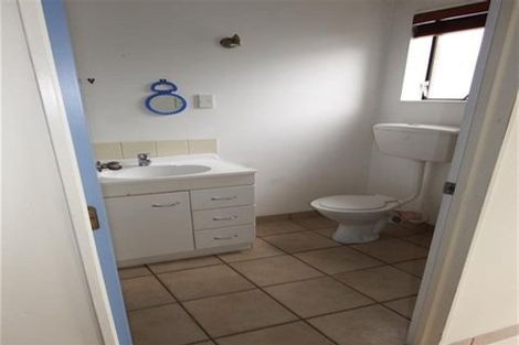 Photo of property in 79 Queenstown Road, Onehunga, Auckland, 1061