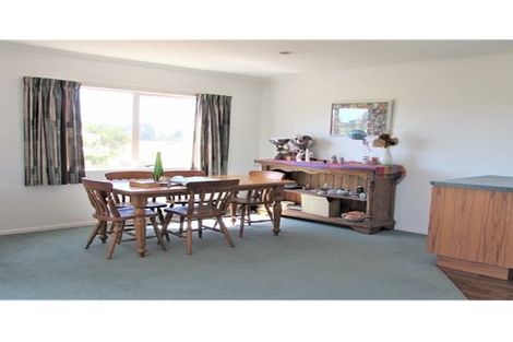 Photo of property in 76 Settlement Road, Morison Bush, Greytown, 5794