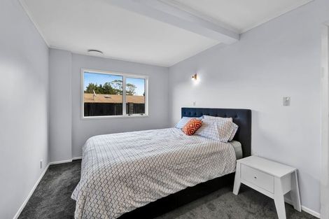 Photo of property in 11 Roto Street, Westown, New Plymouth, 4310