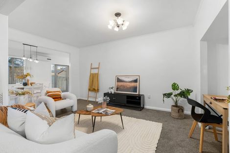 Photo of property in 9a Piko Crescent, Riccarton, Christchurch, 8041