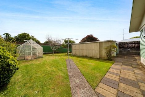 Photo of property in 12 Manu Crescent, Upper Vogeltown, New Plymouth, 4310