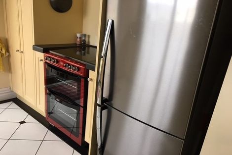 Photo of property in 51 Oxford Street, Lyttelton, 8082