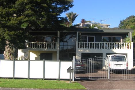 Photo of property in 19 Bellfield Road, Opaheke, Papakura, 2113