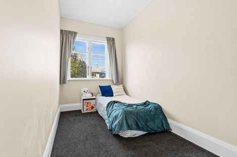 Photo of property in 33 Mako Mako Road, Levin, 5510