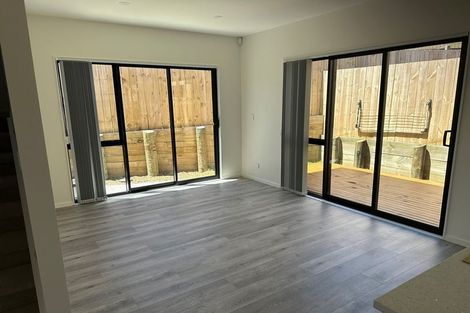 Photo of property in 36a Vodanovich Road, Te Atatu South, Auckland, 0610