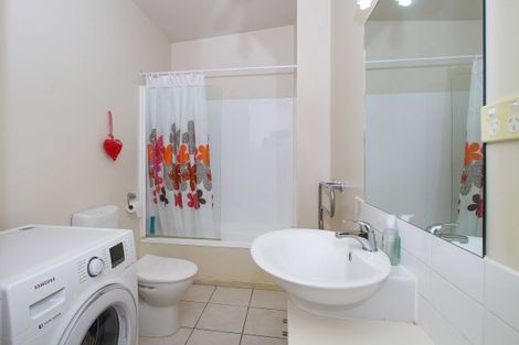 Photo of property in 1/206 Manuka Road, Bayview, Auckland, 0629