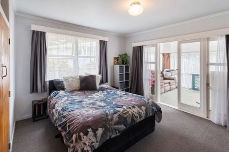 Photo of property in 48 Island View Road, Western Heights, Rotorua, 3015