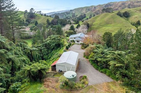 Photo of property in 132 Mangaone Road, Hautere, Otaki, 5582