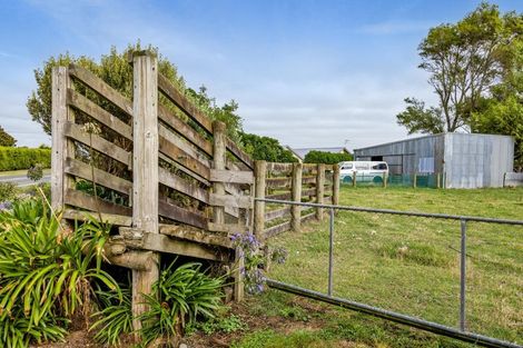 Photo of property in 14 Normanby Road, Normanby, Hawera, 4675