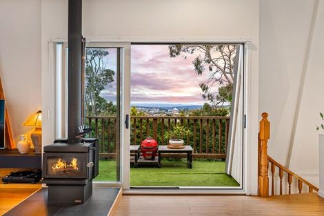 Photo of property in 1000 East Coast Road, Northcross, Auckland, 0630