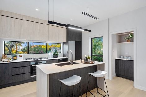 Photo of property in 201d Hurstmere Road, Takapuna, Auckland, 0622