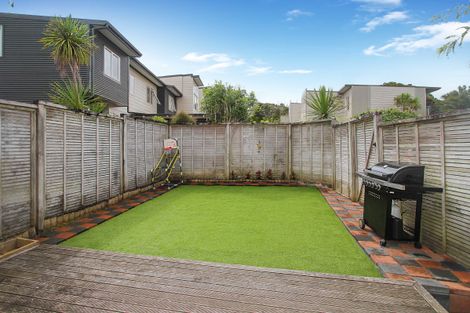 Photo of property in 1/206 Manuka Road, Bayview, Auckland, 0629