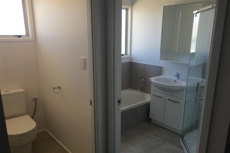 Photo of property in 71 John Walker Drive, Manurewa, Auckland, 2102