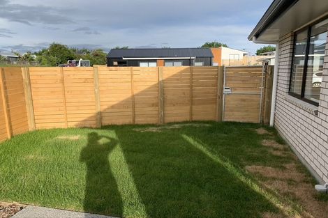 Photo of property in 2 Tarata Grove, Lansdowne, Masterton, 5810