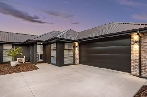 Photo of property in 26 Hayward Place, Ohauiti, Tauranga, 3112