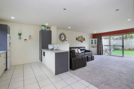 Photo of property in 1/206 Manuka Road, Bayview, Auckland, 0629