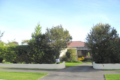 Photo of property in 51 Hamilton Avenue, Ilam, Christchurch, 8041