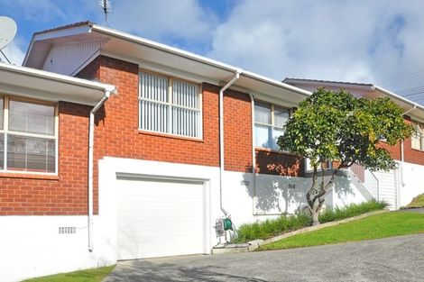 Photo of property in 2/21 Quebec Road, Milford, Auckland, 0620