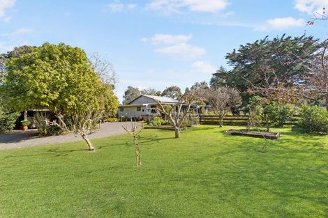 Photo of property in 130 Kimpton Road, Brookby, Manurewa, 2576