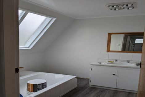 Photo of property in 21 Tarawera Road, Johnsonville, Wellington, 6037