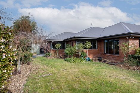 Photo of property in 14 Dunmurry Place, Casebrook, Christchurch, 8051