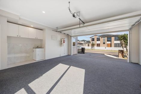 Photo of property in 5 Creggan Crescent, Flat Bush, Auckland, 2019