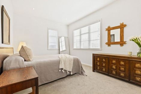 Photo of property in 453 Point Chevalier Road, Point Chevalier, Auckland, 1022