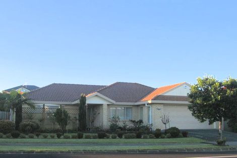 Photo of property in 1/66 Kilkenny Drive, Dannemora, Auckland, 2016