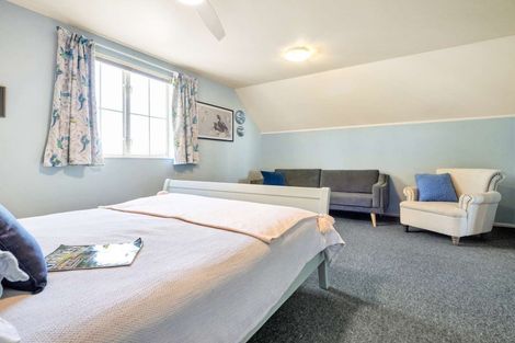 Photo of property in 16 Rangiwhea Road, Waiuku, 2123