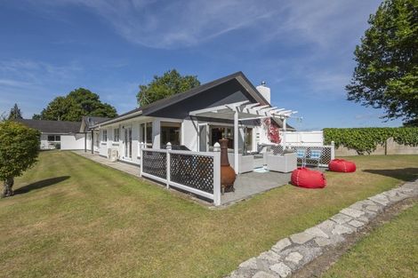 Photo of property in 425 Cambridge Road, Tauriko, Tauranga, 3110