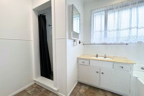 Photo of property in 94 Ferry Parade, Herald Island, Auckland, 0618